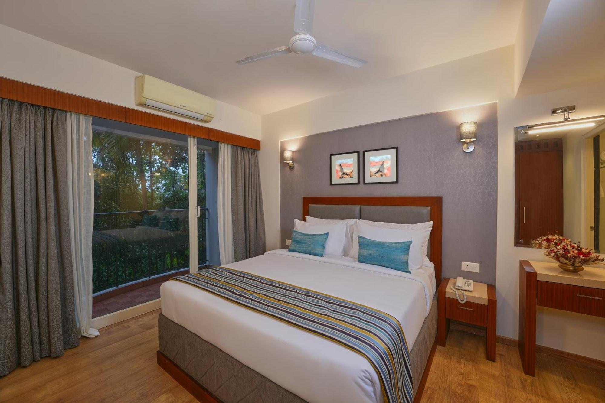 Noah Sky Suites Kochi Exterior photo