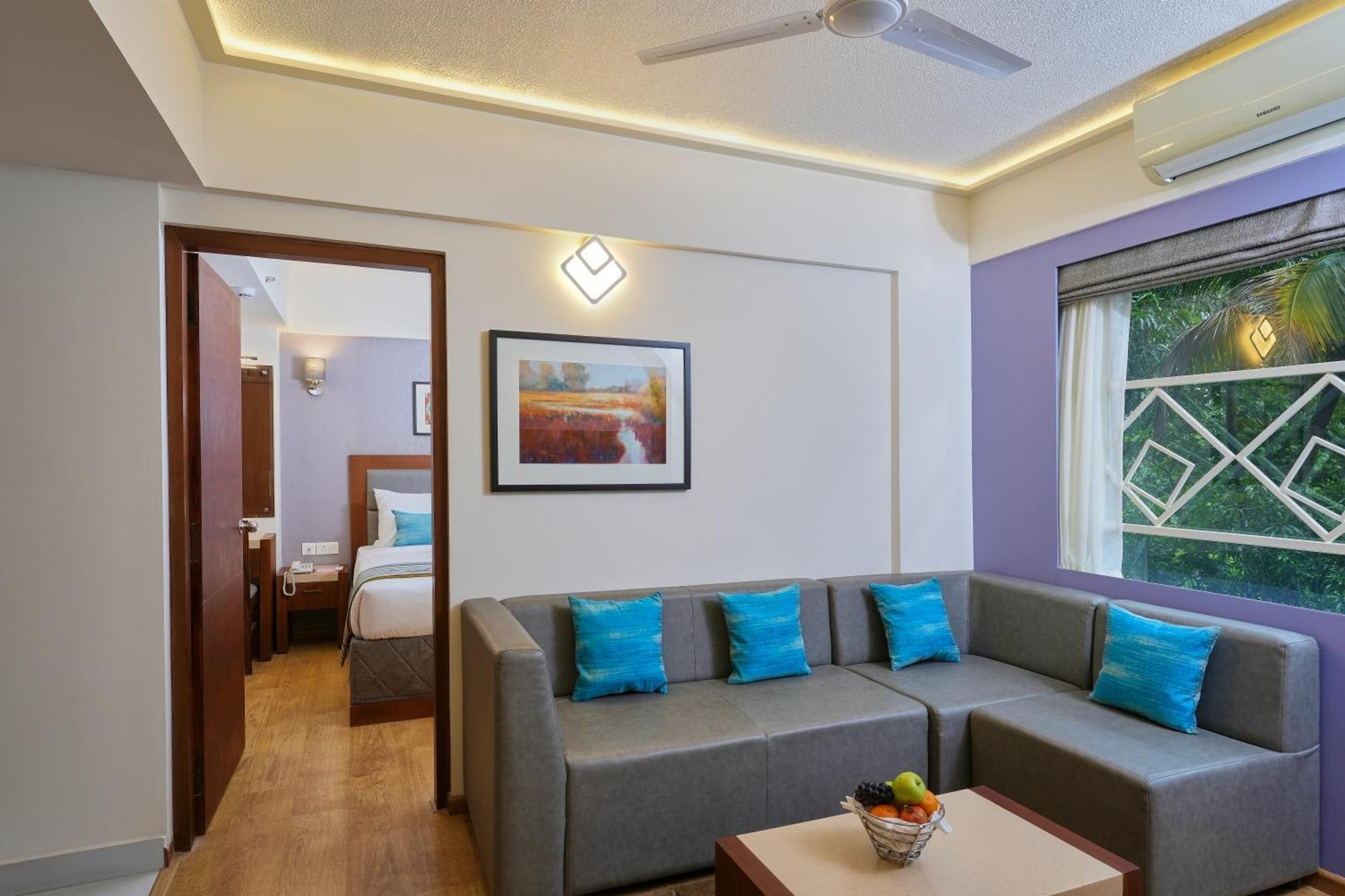 Noah Sky Suites Kochi Exterior photo