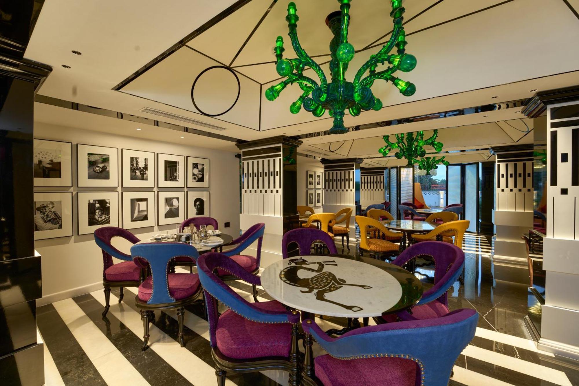 Noah Sky Suites Kochi Exterior photo