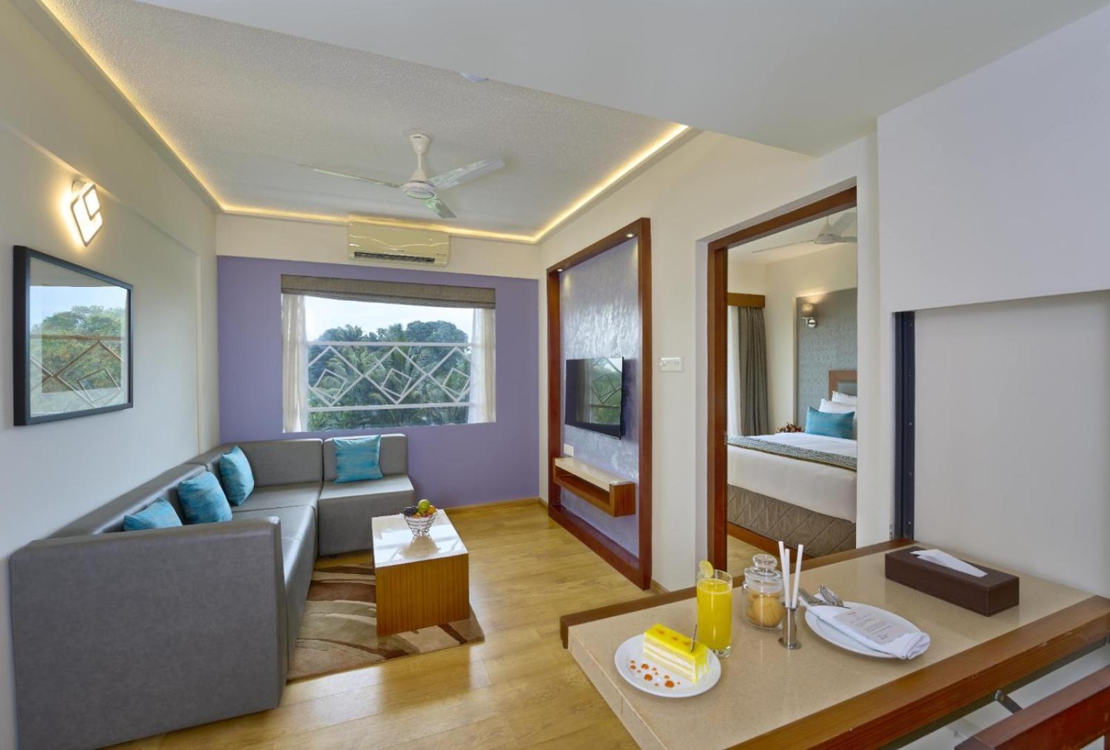 Noah Sky Suites Kochi Exterior photo